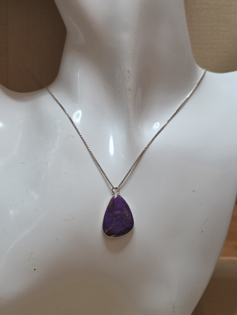 PURPLE MOJAVE TURQUOISE PENDANT SET IN925 STERLING SILVER.ON A 22 IN 925 CHAIN. - Picture 4 of 4